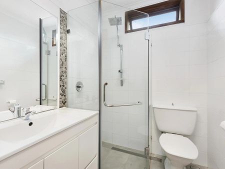 9A The Barricade, Castlecrag NSW 2068 - Apartment For Rent | Domain - Photo 4
