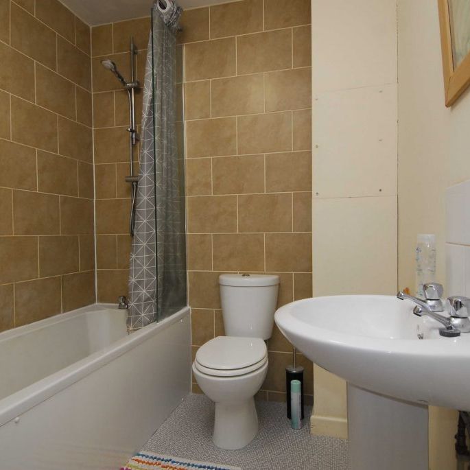 61B Ebrington - Photo 1