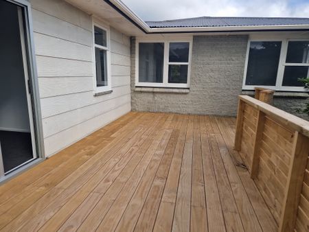 256 Fergusson Drive, Heretaunga Wellington 5018 - Photo 3