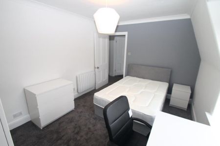 2 Bedroom | Flat 4, 18 Seaton Avenue, PL4 6QJ - Photo 4