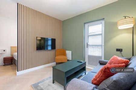 1 bedroom flat to rent - Photo 3