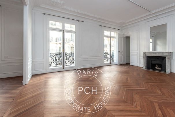 Tout savoir sur cet appartement dans le quartier Porte Dauphine, à Paris 16ème - Photo 1