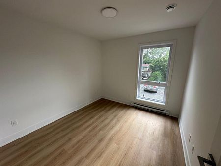 Appartement à louer - Laval (Auteuil) (Seigneurie Bellerose) - Photo 2