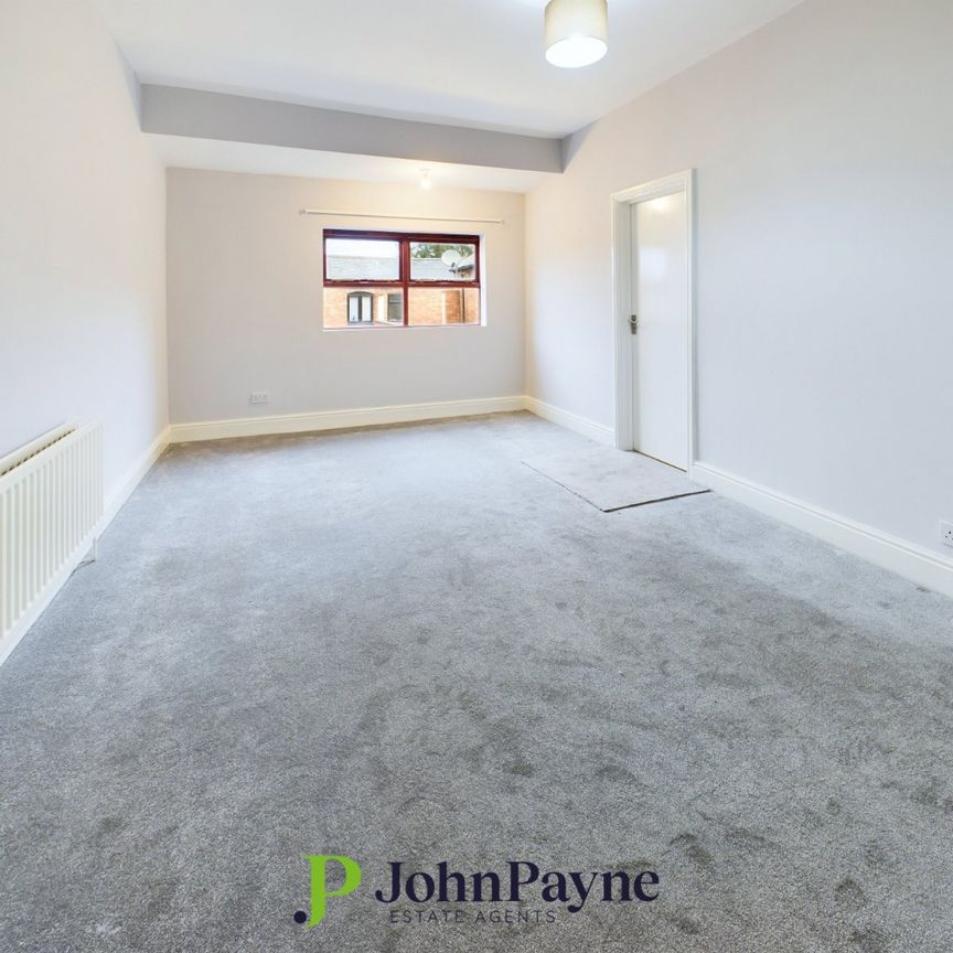 Berkeley Road South, Earlsdon, Coventry, CV5 6EE - Photo 1