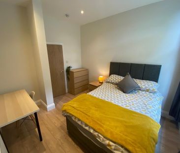 2 Bed Flat, Moorland Hall, LS3 - Photo 5