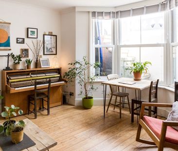 1 Bed Flat, Paston Place, BN2 - Photo 3