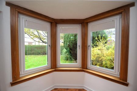 2 bedroom semi-detached house to rent - Photo 5