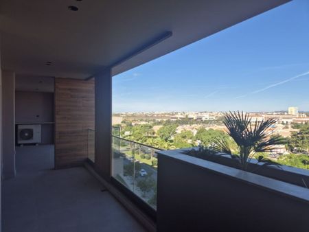 2 room luxury Flat for rent in Faro, Distrito de Faro - Photo 4