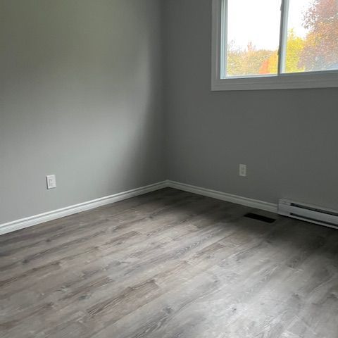 For Lease - 62 Wexford Avenue Unit# Main, London East, Ontario - Photo 1