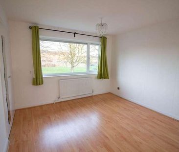 Farley Close, Frome, BA11 - Photo 4