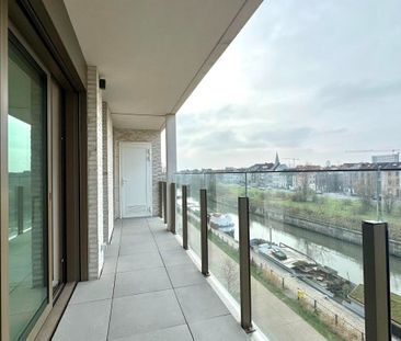 Nieuwbouwappartement met groot terras en indrukwekkend zicht over Gent - Photo 5