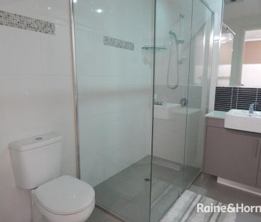 2 BEDROOM UNIT MORANBAH - Photo 6