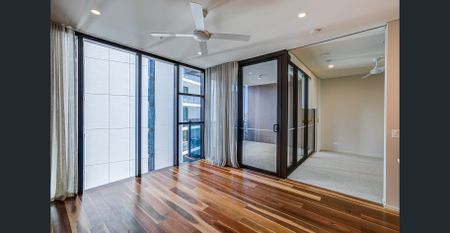 Modern 1-Bedroom Apartment in Vibrant West Village - Your Urban Oasis Awaits! - Photo 4