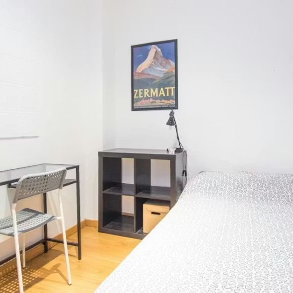 Carrer de Joaquín Costa, Valencia, Valencian Community 46005 - Photo 1