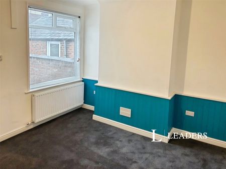 2 bedroom house to rent Gresty Terrace, Crewe, Cheshire, CW1 - Photo 3