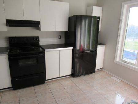 For Lease - 81 LIGHTFOOT Place, Kanata, Ontario - Photo 5
