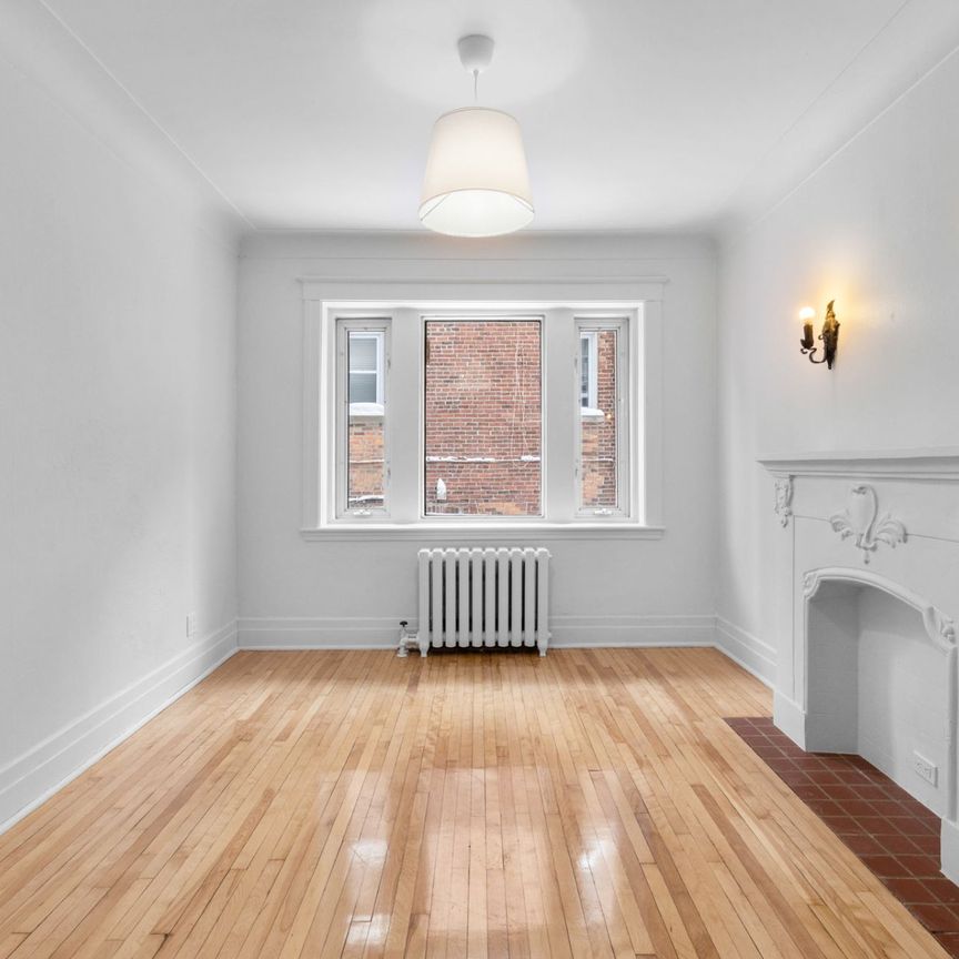 5221 Av. du Parc, Montréal (Le Plateau-Mont-Royal), QC H2V - Photo 1
