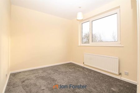 2 Bedroom House - Photo 5