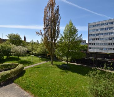 Lys lejlighed med moderne køkken og hyggelig gårdhave - Foto 3