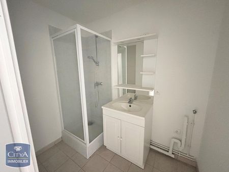 Location Appartement 1 pièce 27m² ST SAULVE 59880 - Photo 4