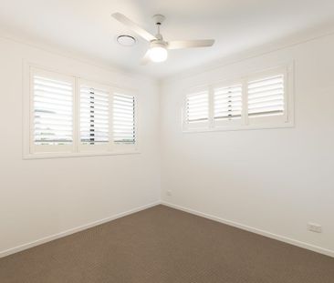 Spacious 4-Bedroom Townhome- Available Soon - Photo 5