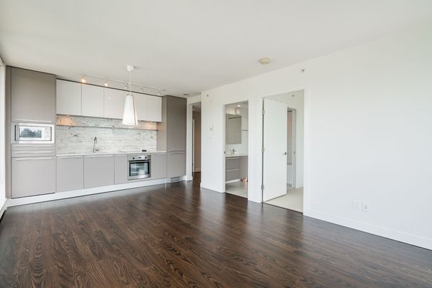 2 BDRM & 2 BATH OPEN CONCEPT CONDO WITH LARGE BALCONY - Photo 1