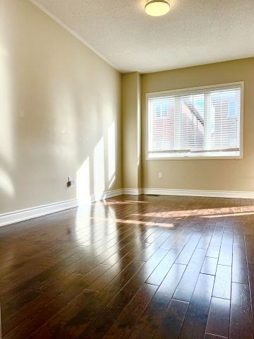 For Lease - 1261 Blencowe Crescent, Newmarket, Ontario - Photo 4