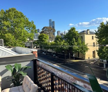 South Melbourne - Photo 1