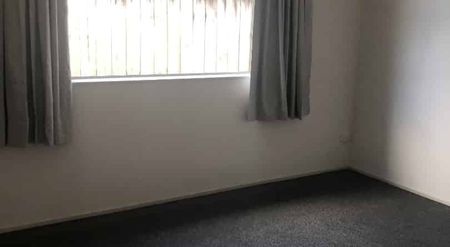 Apartment in Melville - Photo 3