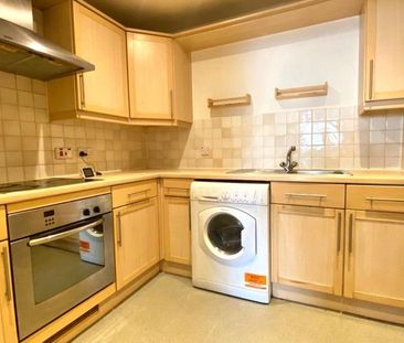 2 bedroom apartment to rent - Photo 4