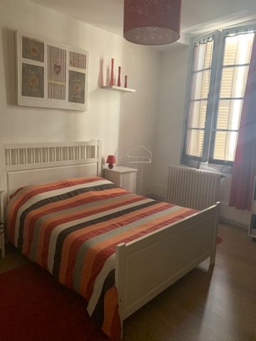 Location Appartement 3 pièces 84m² PERIGUEUX 24000 - Photo 4