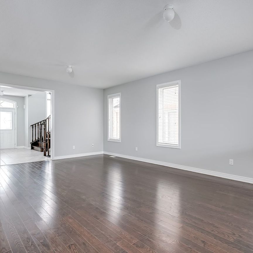 For Lease - 2105 Falling Green Drive, Oakville, Ontario - Photo 1