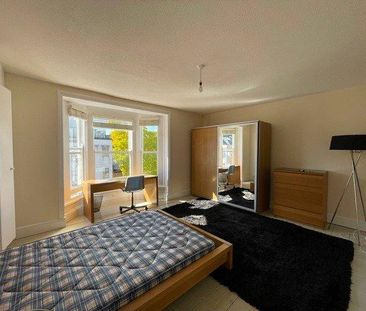 3 bedroom flat to rent - Photo 1