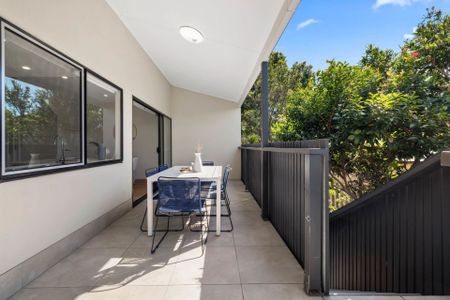 Modern Townhouse, Footsteps to Oxford St Precinct - 9mth Lease with rent increase. - Photo 4