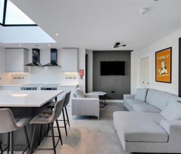 8 bedroom house to rent - Photo 2