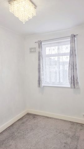 First Avenue - Photo 5