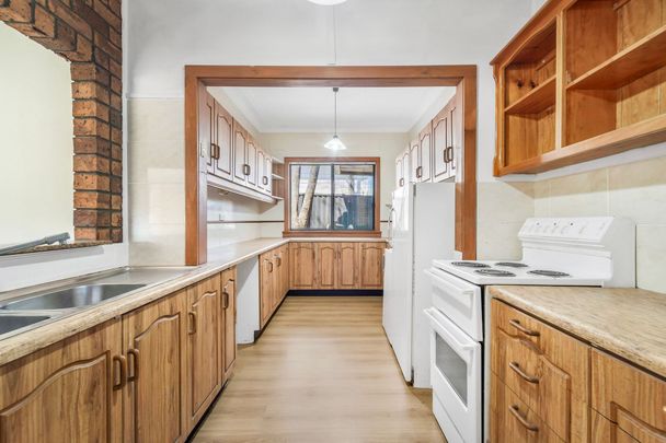 Spacious Four-Bedroom Home - Photo 1