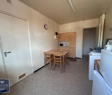 Location Appartement 2 pièces 47m² ST ETIENNE 42100 - Photo 6