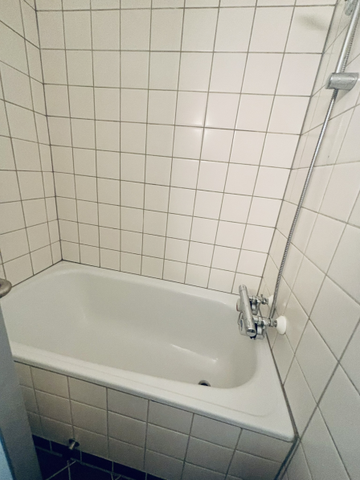 Værelse med eget bad/toilet og fælleskøkken - Photo 4