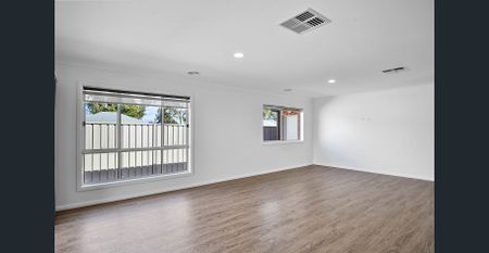 GREAT FAMILY HOME ! - Photo 2