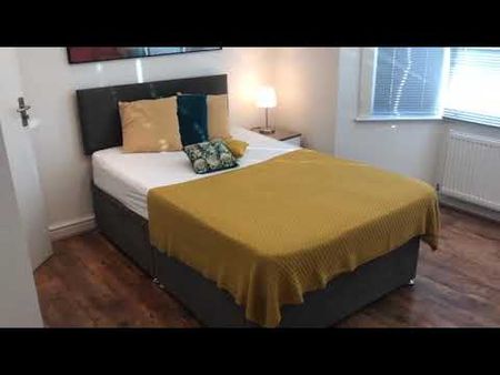 Room in a Shared House, Croham Road, CR2 - Photo 2