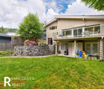 House in North Vancouver, BC - Photo 6