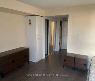 61 Markbrook Lane #910 - Photo 2