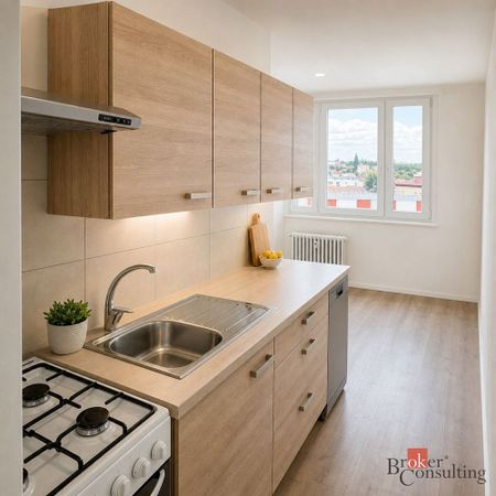 Pronájem bytu 3+1 74 m² - Fotografie 2