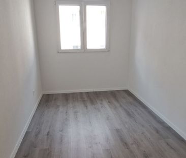 St-Imier, appartement neuf de 4.5 pièces au 3ème étage avec balcon - Photo 6