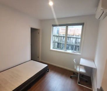 152 Station St, Box Hill South VIC, Melbourne, Victoria 3128 - Photo 2