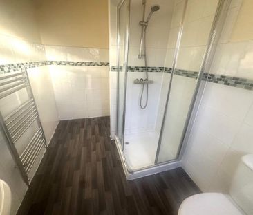 3 bedroom terraced house to rent - Photo 6