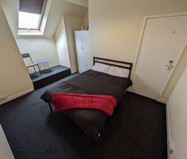 1 bedroom in a house share to rent - Photo 5