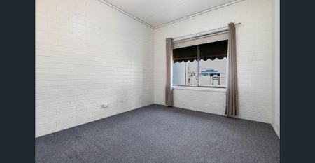 Two Bedroom Unit - Photo 3