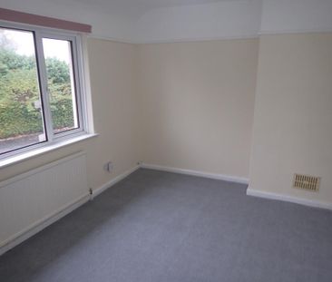 2 bedroom semi-detached house to rent - Photo 6